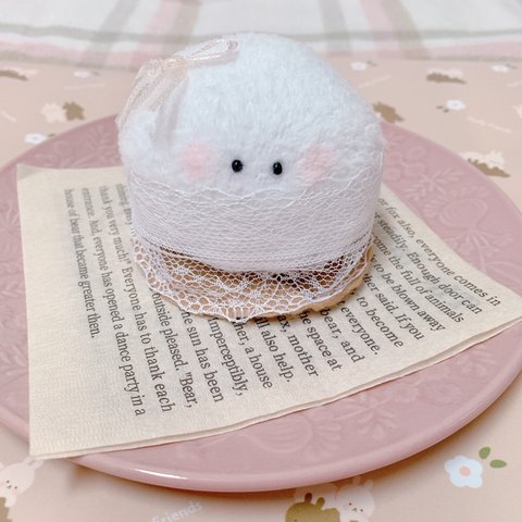 リボンをつけたカップケーキちゃんのぬいぐるみ(ミニ)