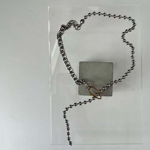 --  Y chain necklace ----
