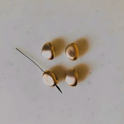 Matte Gold Geometric Oval Beads