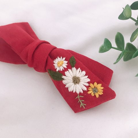 花 刺繍 リボンバレッタ red daisy