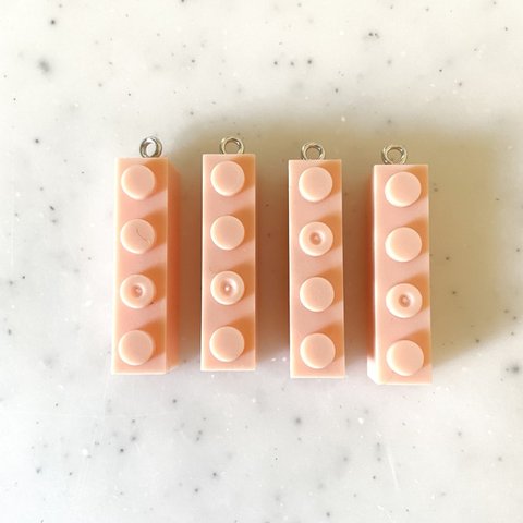 Light Orange Stick Block Pendant Tops