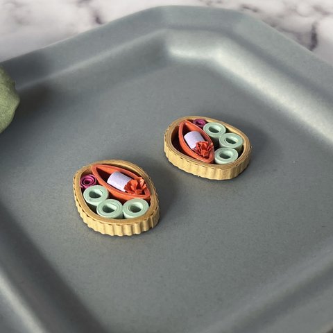 お菓子な紙アクセサリー　タルトのピアス　紙の軽いアクセサリー　洋菓子　スイーツ　パステルカラー　グリーン