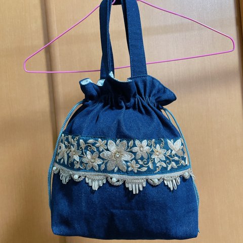 巾着バッグ　トートバッグ　インド刺繍リボン