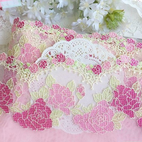 刺繍レース ピンク薔薇 花 アンティーク チュール プリンセス ヴィンテージ　チュールレース 