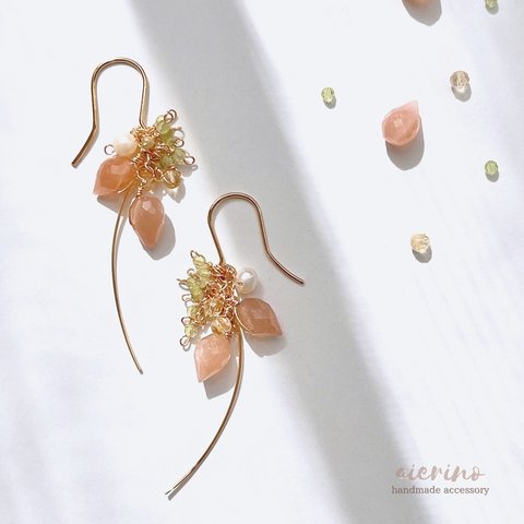 【 桜の蕾 】 ピーチムーンストーン ピアス / イヤリング