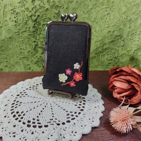 リボン刺繍の梅のがま口ミニ財布