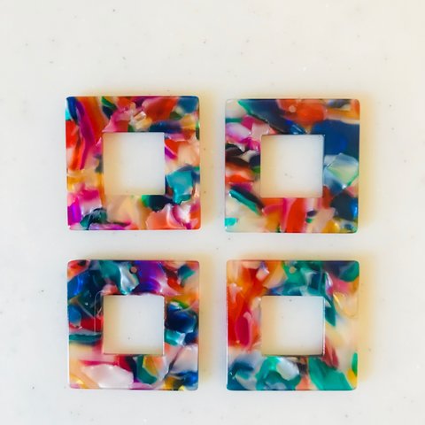 Colorful Square Pendant Tops