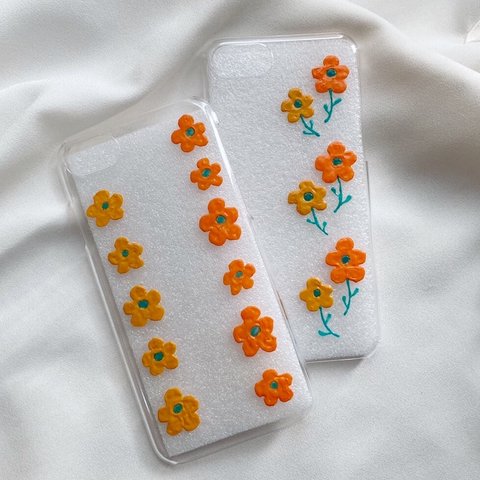 《iPhone全機種対応》レトロポップなお花のiPhoneケース(スマホケース)〈花柄〉レトロ クリアケース オレンジ
