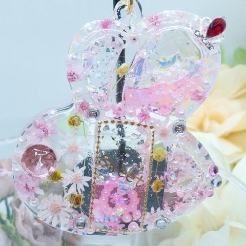 ✻ミツバチシャカシャカキーホルダー✻レジンハンドメイドキーホルダー 082