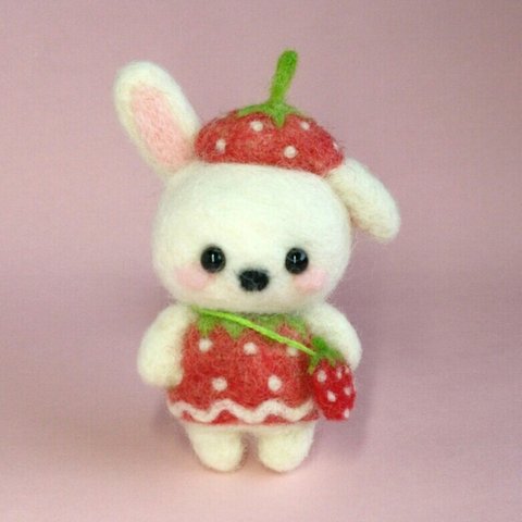 あま～い いちごのうさぎちゃん🍓