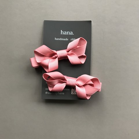 プチヘアクリップ　キッズ　hana.  ヘアピン　ピン　