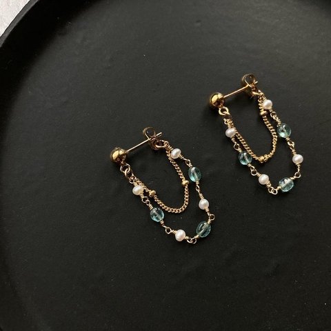 ⚫︎グリーントルマリンと淡水パールpierce⚫︎