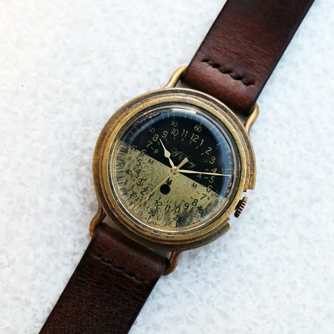 ハンドメイド腕時計 アロー ブラック&真鍮 バイカラー ヴィンテージミリタリーウォッチ デザイン