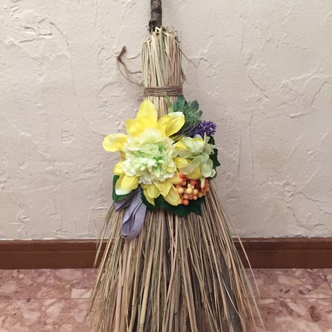 Christmas Broomstick♥yellow×purple [L-size]