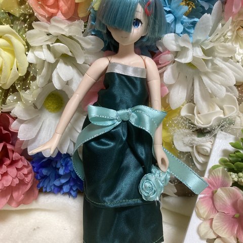 緑の薔薇のミニドレス　1/6