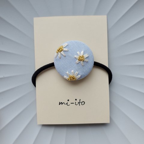 【再販】刺繍ヘアゴム🌷　no.874　くるみボタン　💛送料無料💛　