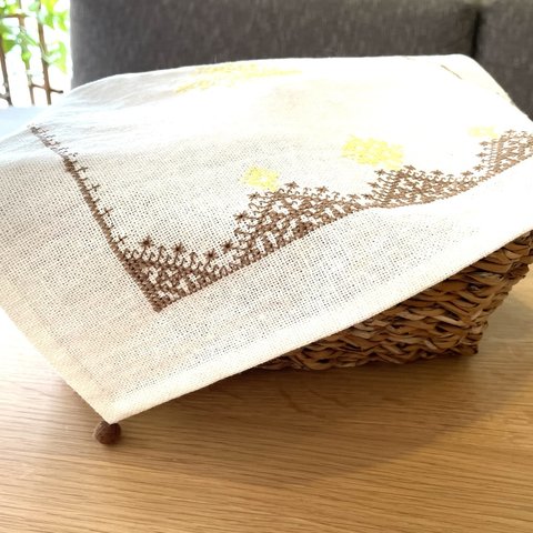 モロッコ刺繍　マルチカバー