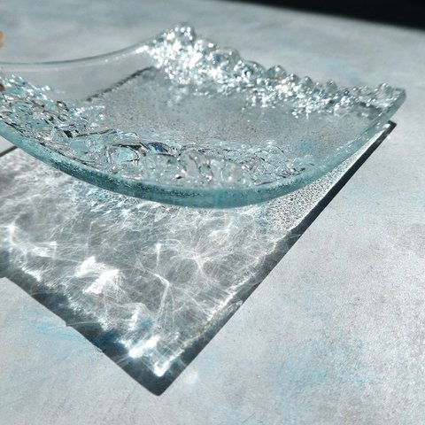 【受注制作・再販】ガラスの豆皿（小皿） / さざ波・クリア