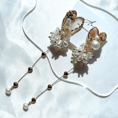 ベージュ×ベージュ　ハートピアス/イヤリング