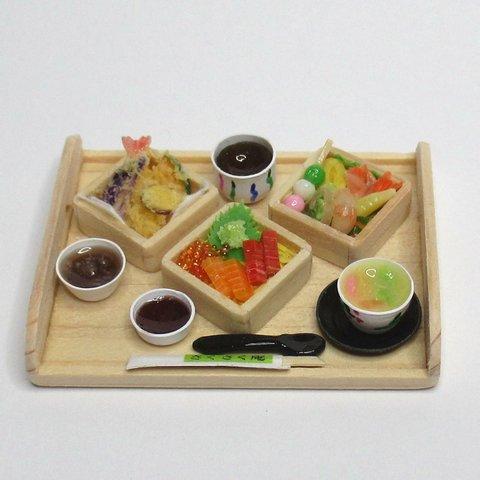 『豪華三段弁当〜ちらし寿司〜』A36