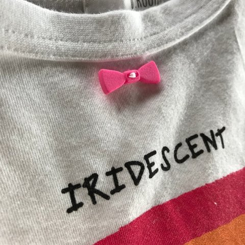 【1個セット】蝶ネクタイ型ボタン(ピンク色)