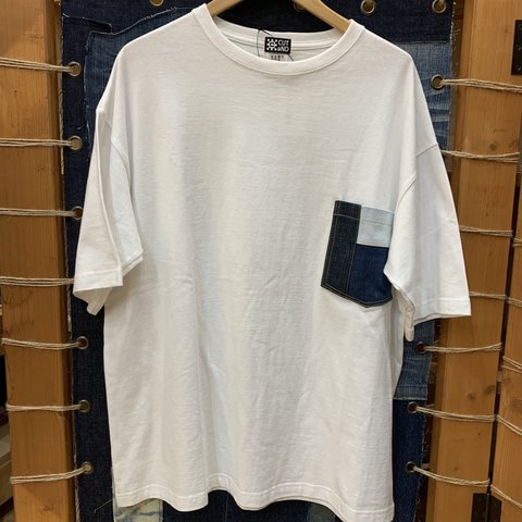 デニムパッチワークポケット　5.6オンスビックシルエットTシャツ