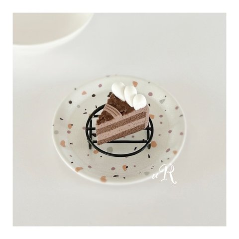 チョコレートケーキ［食品サンプル|ミニチュアスイーツ|フェイクスイーツミニチュアフード|フェイクフード|クレイケーキ|おままごと|ケーキ屋さんごっこ|レジン|樹脂粘土|ココア|おままごとセット］