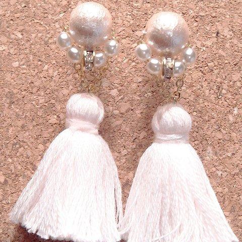 dressタッセル　ピアス(イヤリング変更可能)