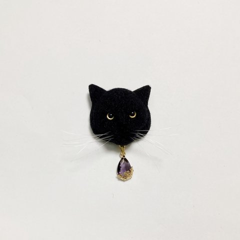 羊毛フェルト 猫ミニブローチ 黒猫 金眼