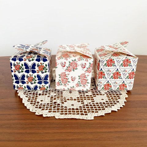 3柄のプチギフトボックス　可愛い花柄のプレゼントボックス3箱セット　 “de shanghai”