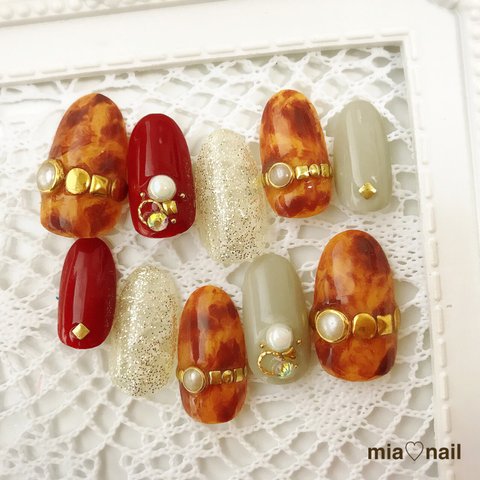 秋を先取りべっ甲nail