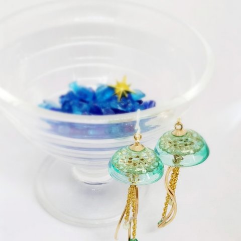 sale　ソライロ　－フンワリ・フワ・フワ　クラゲ－　蒼天　❇️　フックピアス