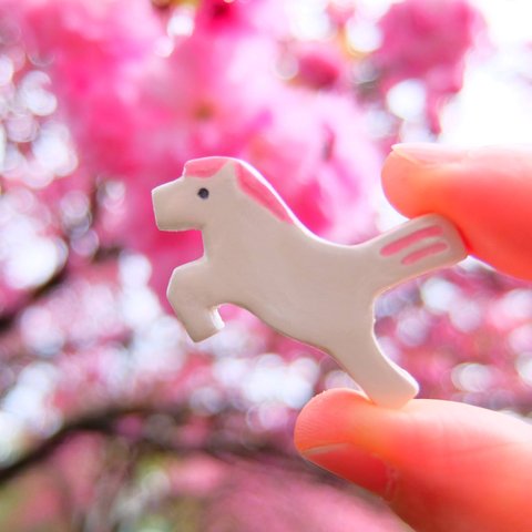 はね馬 ブローチ　さくら (ピンク）　Haneuma Brooch(Pink)