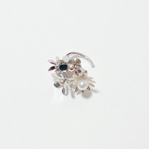 【特集掲載作品】 新色追加 Metal Flower Ear cuff/イヤーカフ 