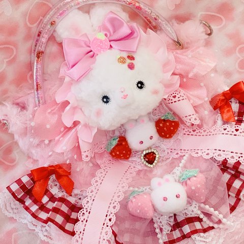 メルヘン🍓シャカシャカ持ち手✨ぬいぐるみ手提げ♡bag☆ゆめかわいい♡ベビー雑貨♡バレエ☆グッズ♡ロリータ☆ファンシー♡白うさぎ♡兎♡冬♡雪♡妖精♡天使♡ベア♡メンバーカラー♡推し活