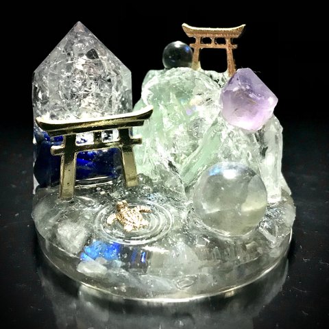 ✨ホヌの癒しの夜✨浄化のオブジェ✨オルゴナイト✨鳥居✨ラブラドライト　ラピスラズリ　アメジスト　フローライト　水晶