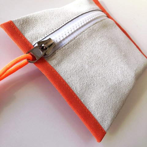 pouch-A 《【orange】》お菓子の袋のような革ポーチ　オレンジ