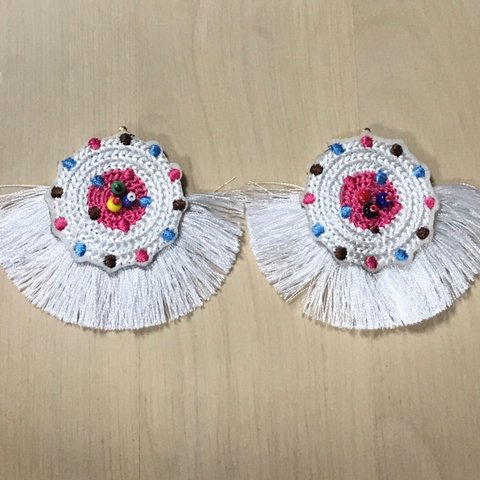 WHITE EMBROIDERY BEADS TASSEL FRINGE CHARM PARTS