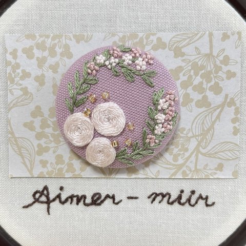 刺繍ブローチorヘアゴム✳︎ピンクのバラのフラワーリース