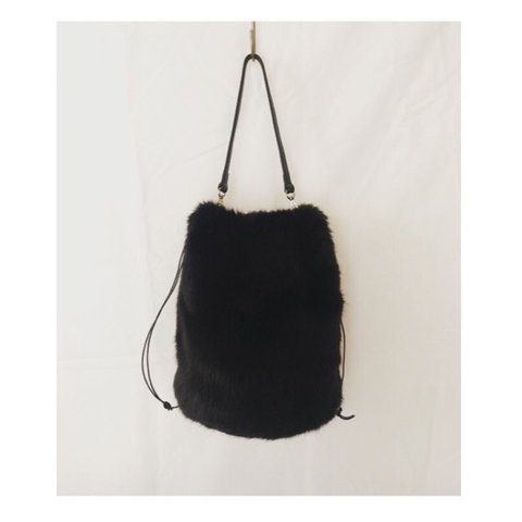 Eco fur drawstring bag (smooth)