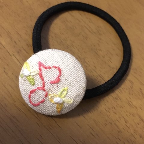 刺繍くるみボタンヘアゴム（音符とお花）　400→300