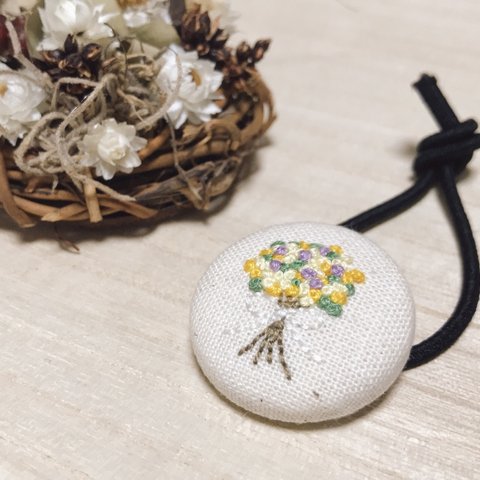 刺繍ヘアゴム  ・花束・　※一点ものになります