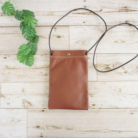 アウトレット レザーと牛革レースを使った大人可愛いサコッシュ 縦型  ブラウン 茶 手縫い（BEIGE） Phone Leather Pouch Bag