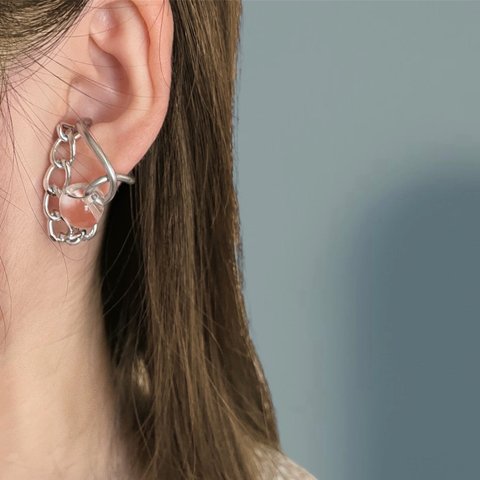 chain dripping ear cuff _チェーン ドリッピング イヤーカフ