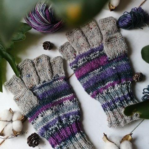 紫の花の海〜オパール毛糸の指先フリー手袋