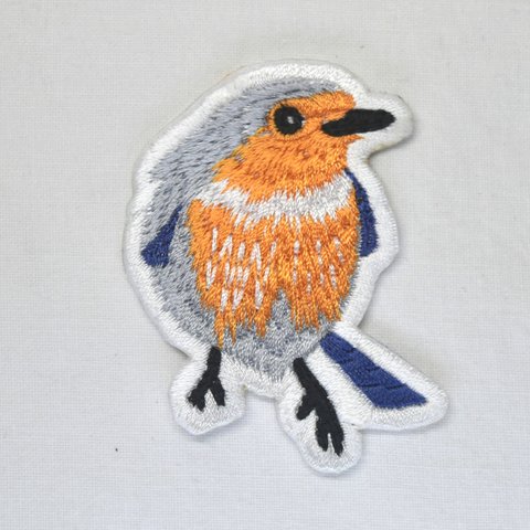 コマドリ風の鳥　刺繍ワッペン　アップリケ　シール可