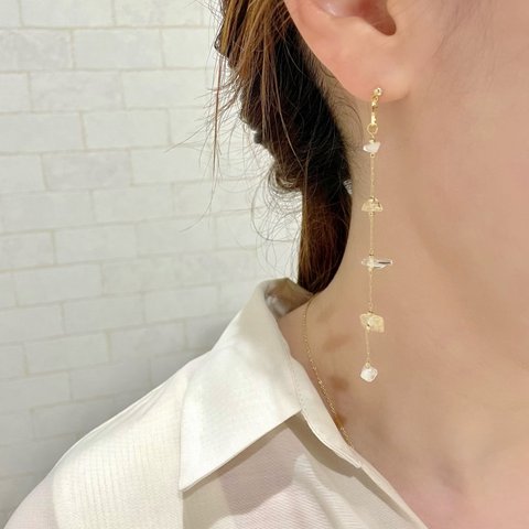 ピアス 天然石チェーンのロング ピアス / イヤリング / チタンピアス / 樹脂ピアス / シンプル