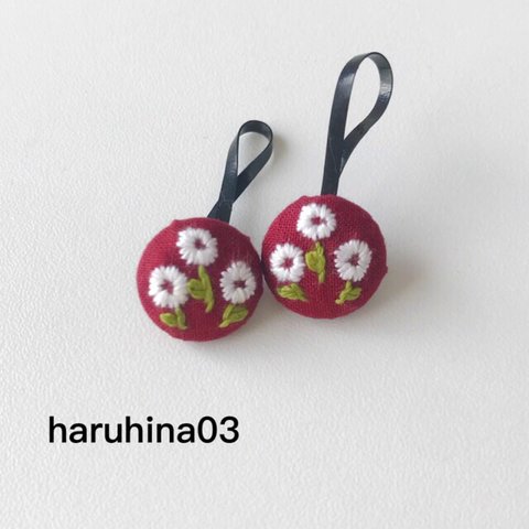 刺繍・くるみボタン ヘアゴム