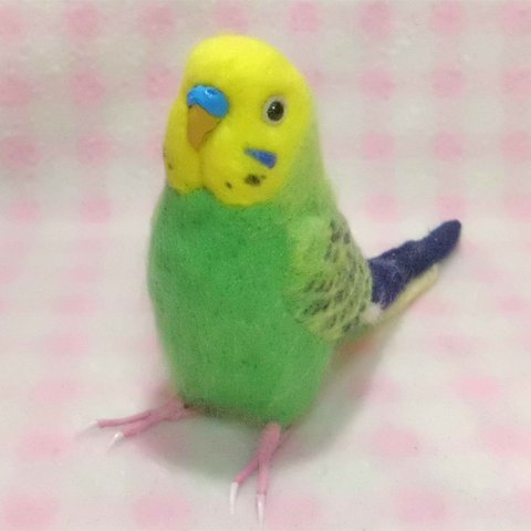 リアルサイズセキセイインコ 牧場色グリーンオパ－リン budgie 虎皮鸚鵡 羊毛フィギュア 羊毛フェルト 鳥のオブジェ リアルバード 受注制作