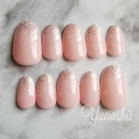 Sheer gradation Nail Pink